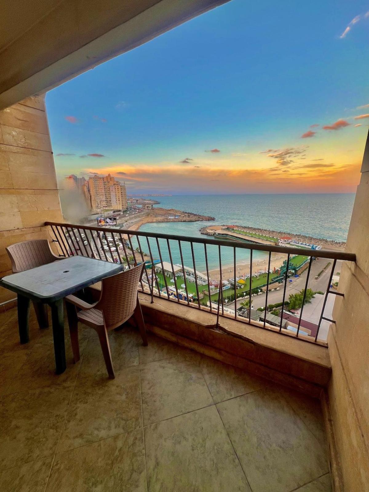 Panoramic Marvelous Sea View Apartment Alexandria